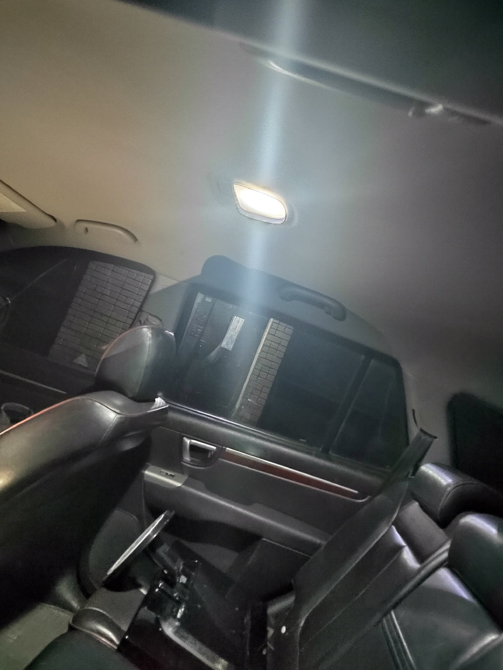 Sistema di illuminazione a LED - Interni ed esterni auto